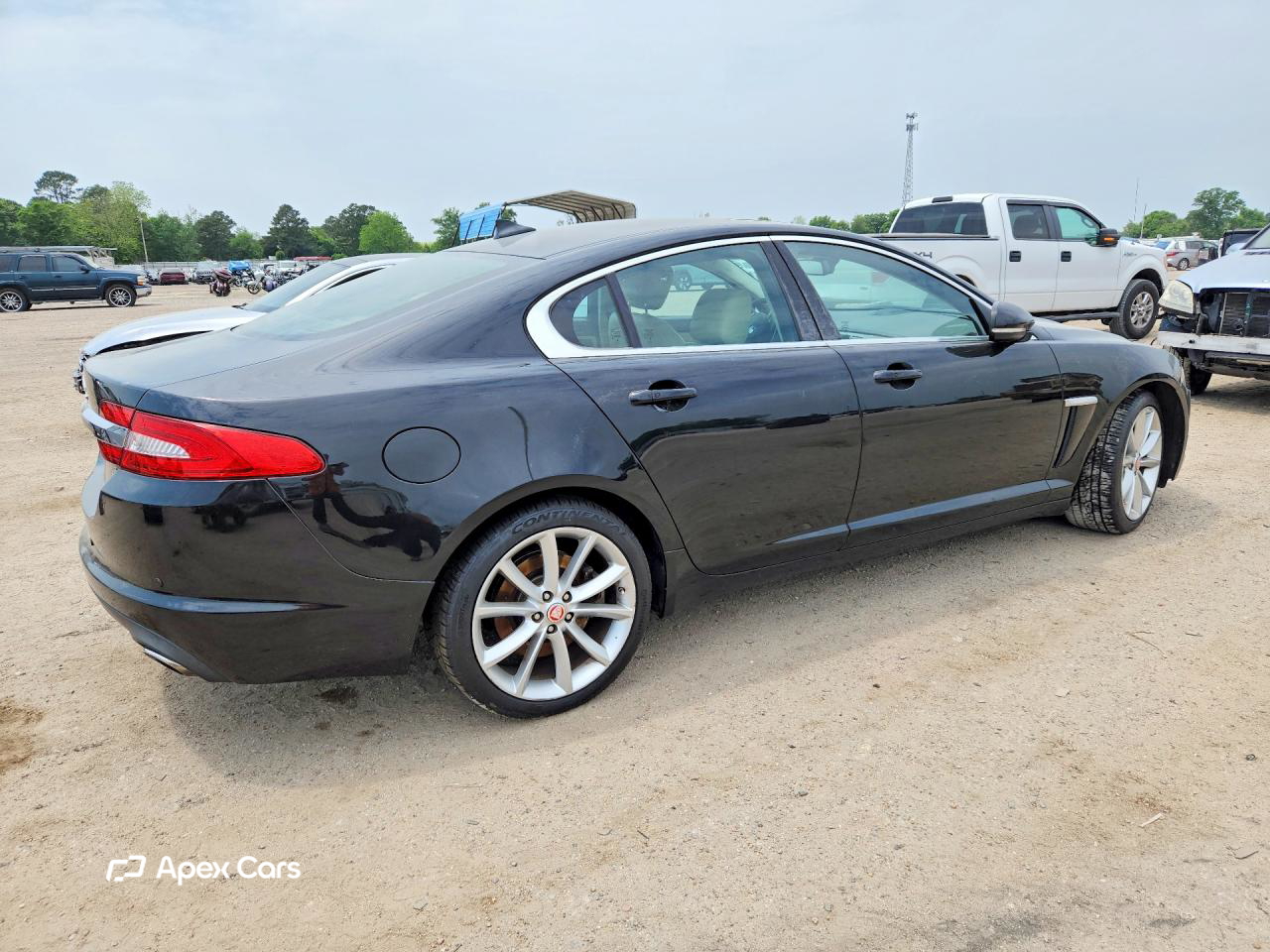 Jaguar XF 2015