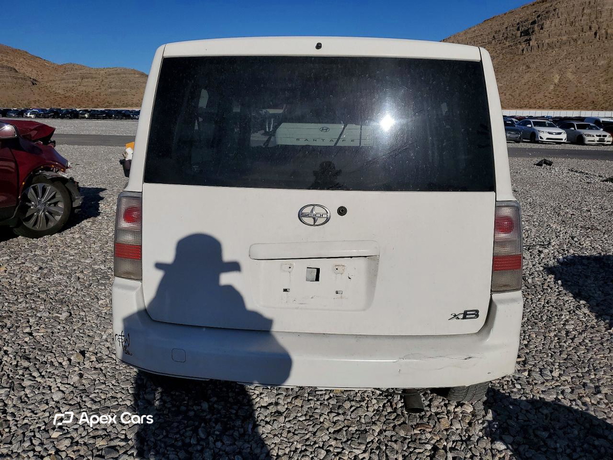 Toyota  2006