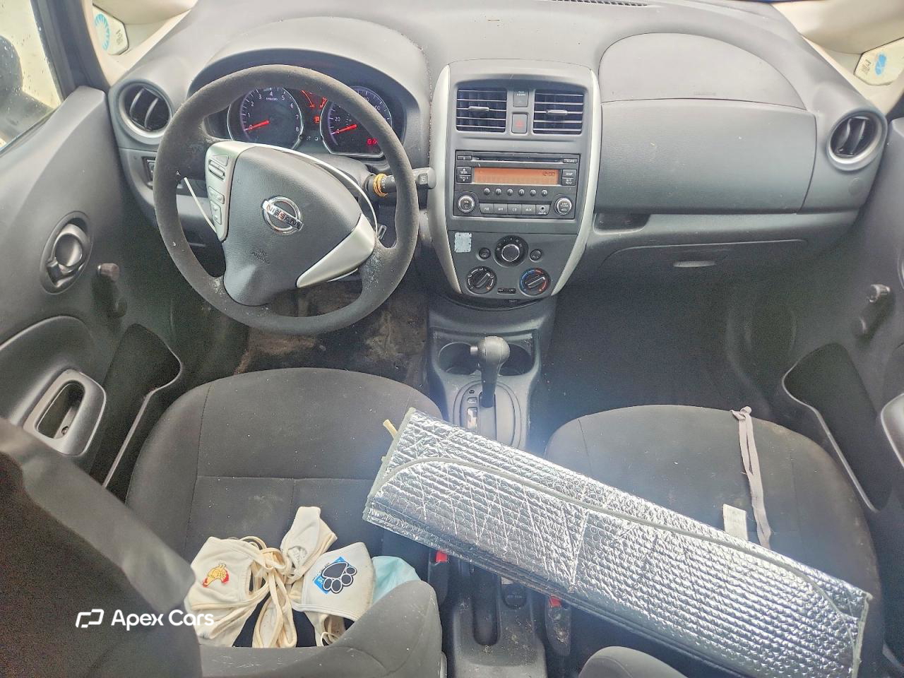 Nissan Versa 2015