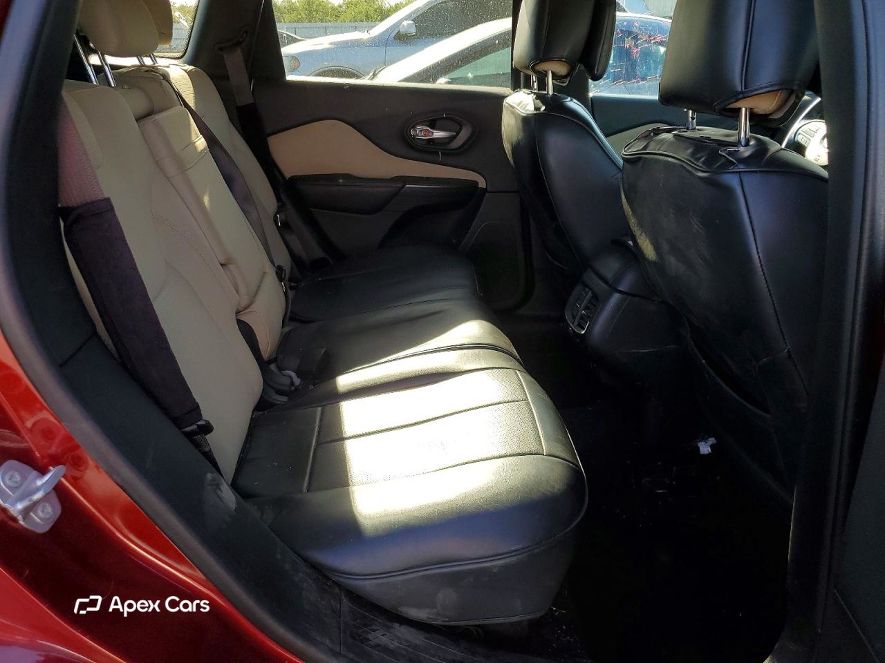 Jeep Cherokee 2016