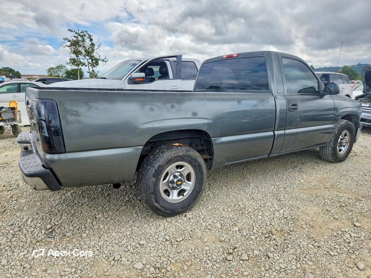 Chevrolet Silverado 2002