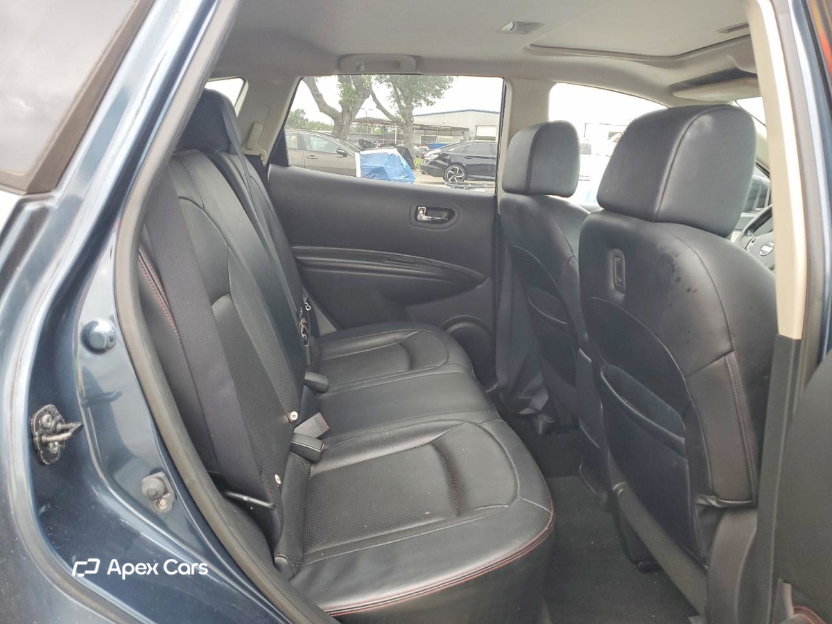 Nissan Rogue 2012