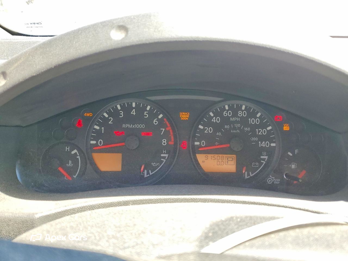 Nissan Navara (Frontier) 2010