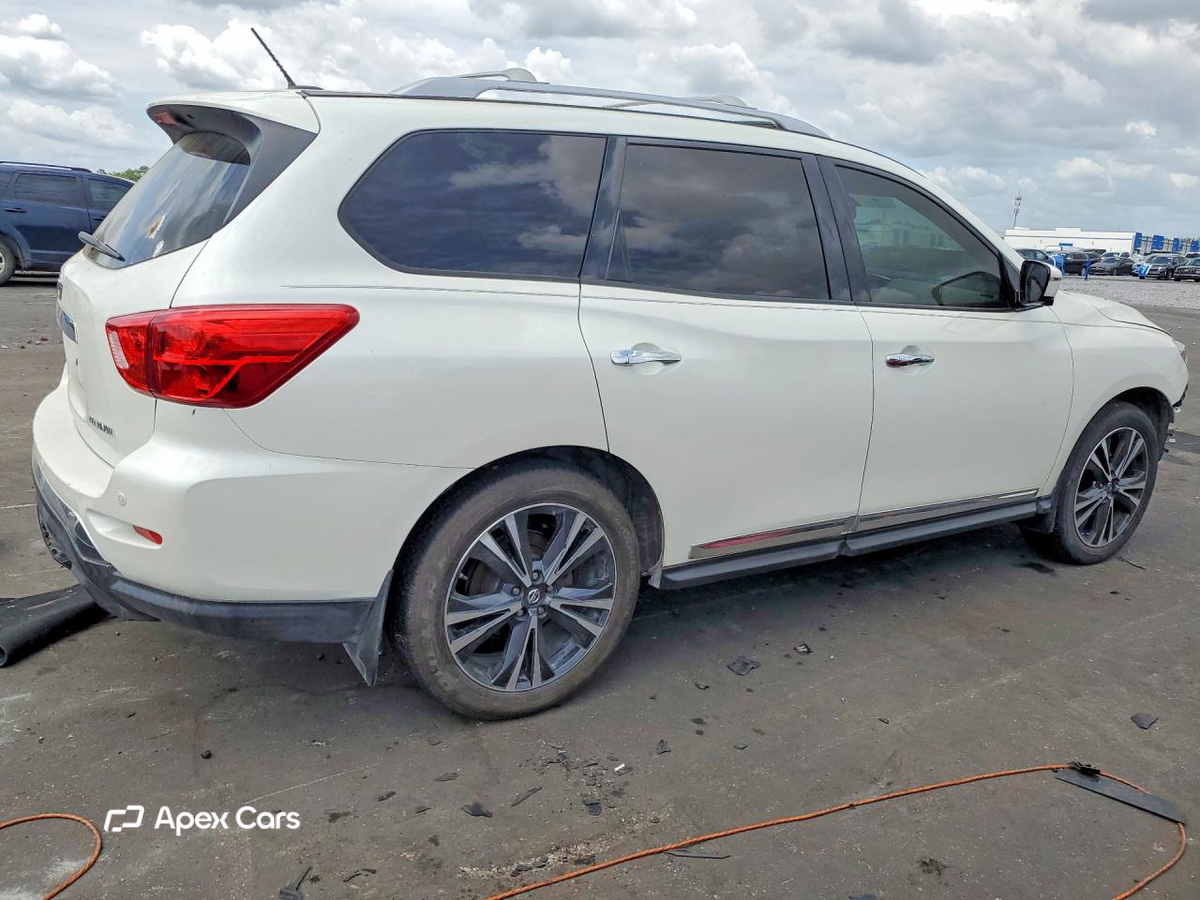 Nissan Pathfinder 2017