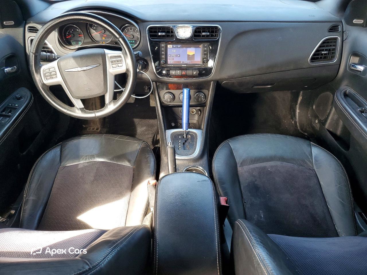 Chrysler 200 2012