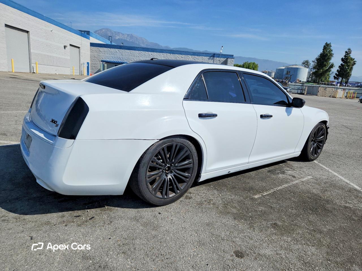 Chrysler 300 2013