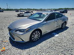 Lexus ES 2019
