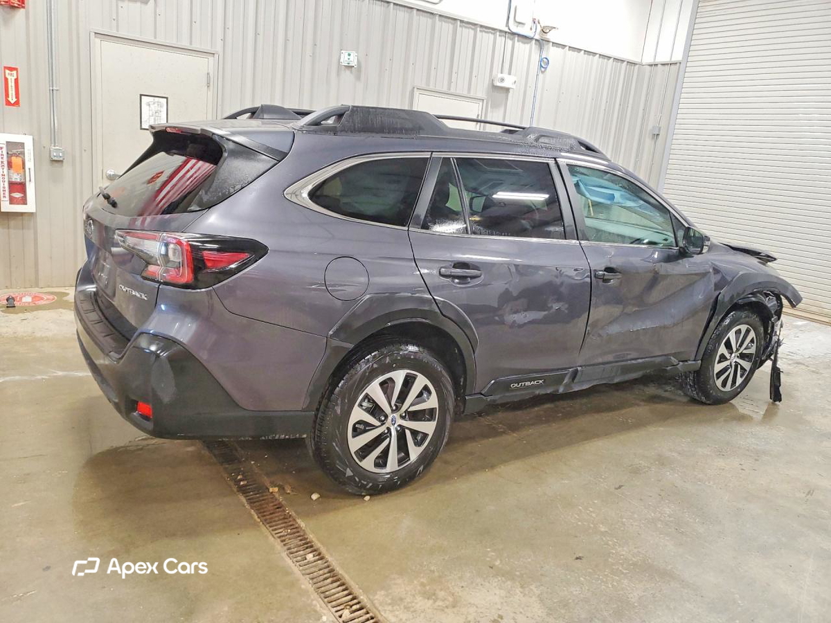 Subaru Outback 2025