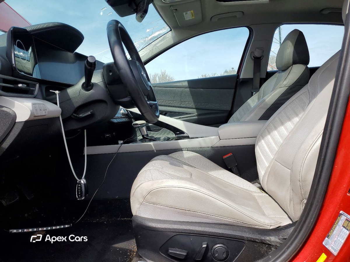 Hyundai Elantra 2021