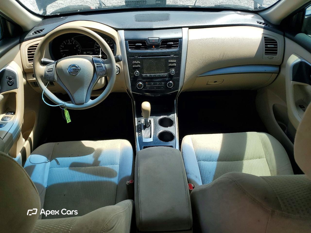 Nissan Altima 2015