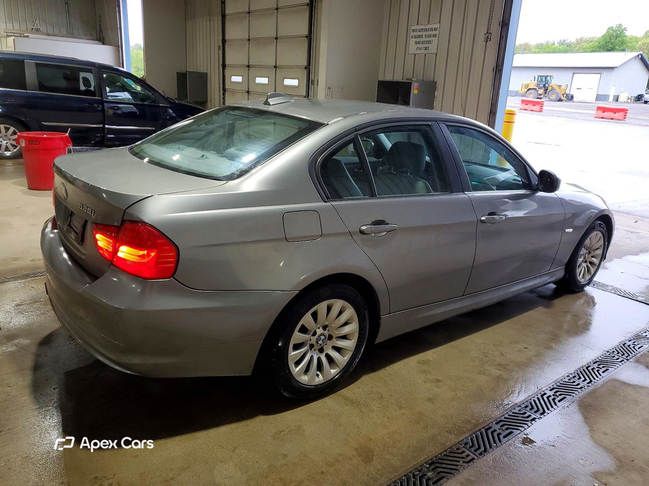 BMW Series 3 2009