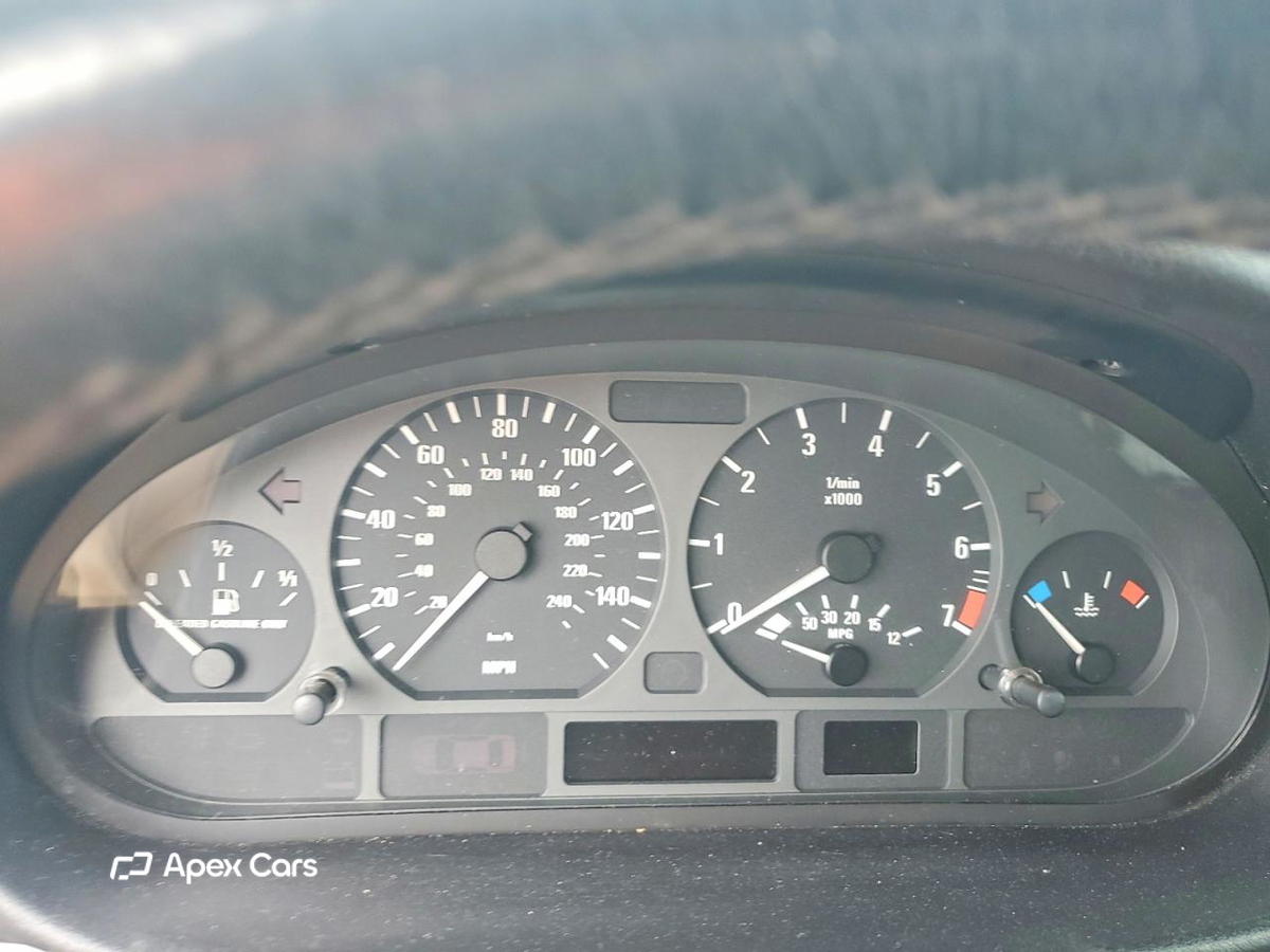 BMW Series 3 2003