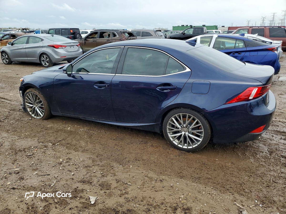 Lexus IS 2015