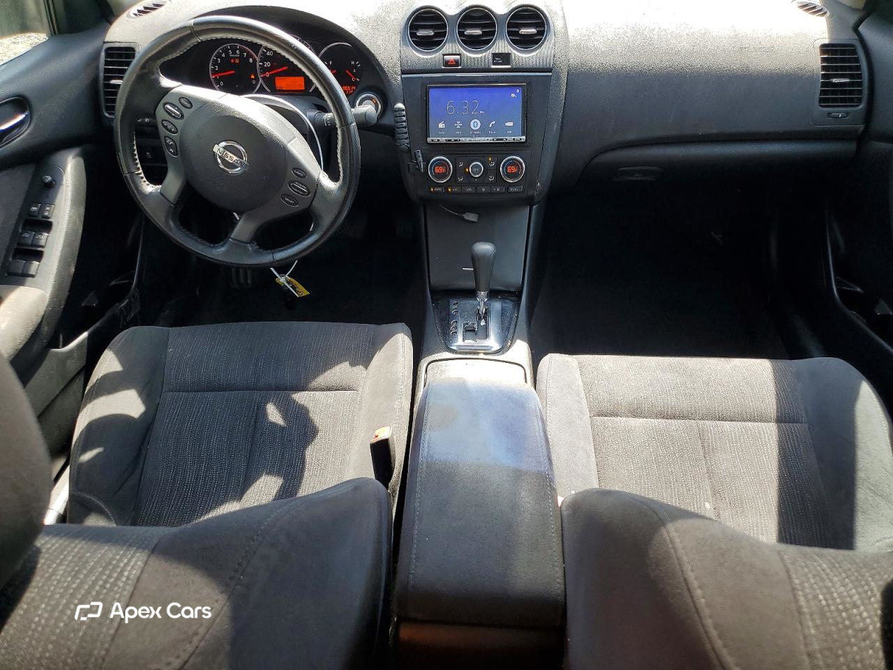 Nissan Altima 2012