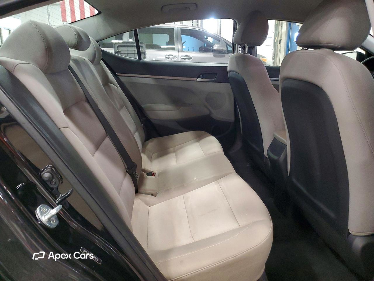Hyundai Elantra 2018