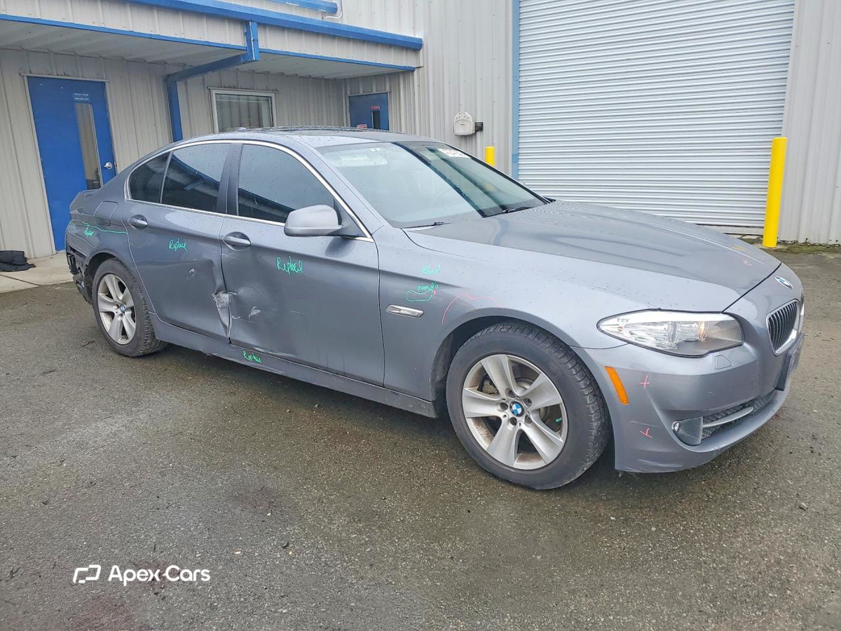 BMW Series 5 2011