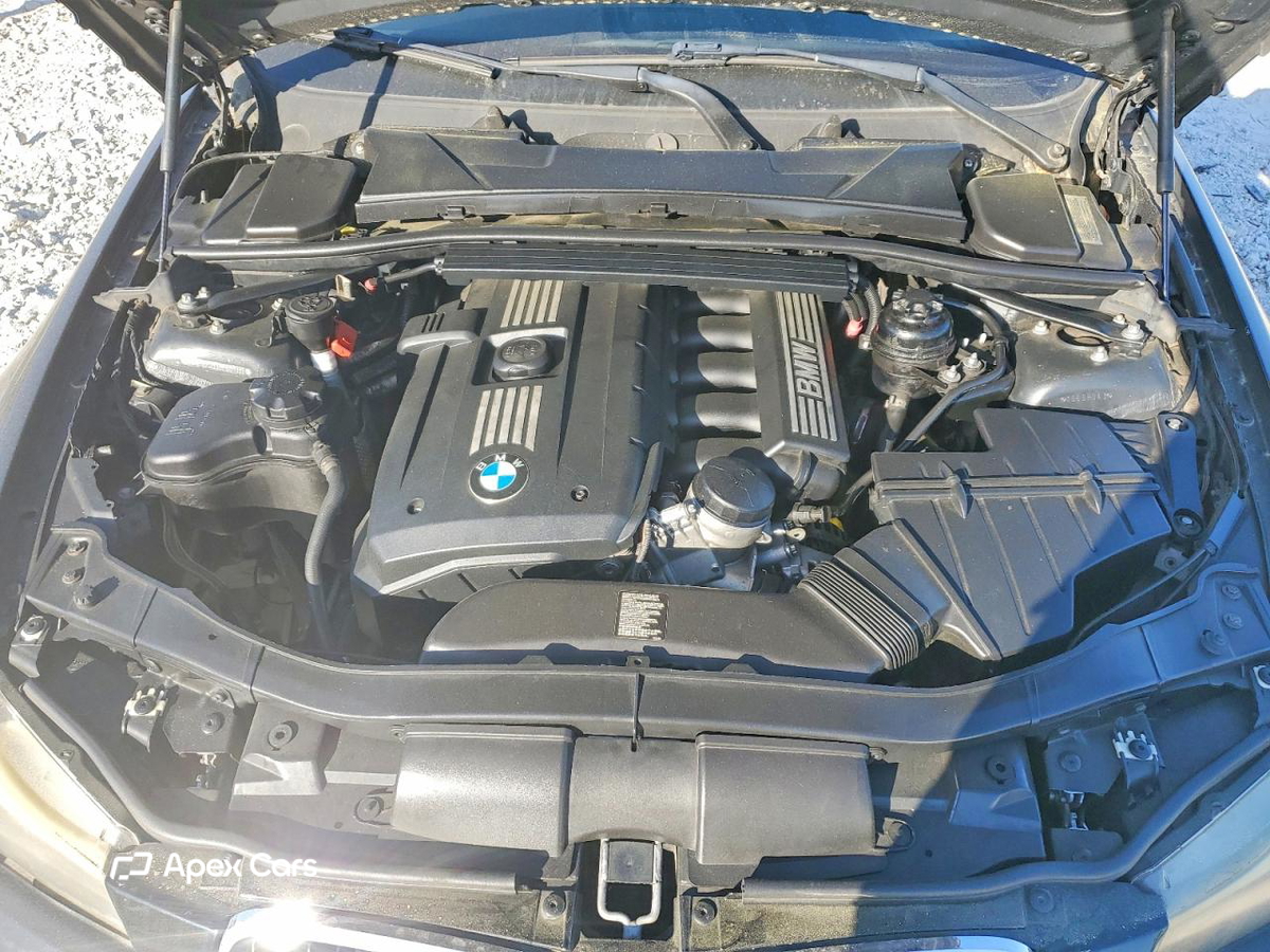 BMW Series 3 2011