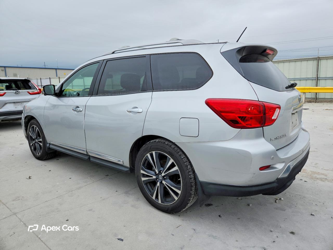 Nissan Pathfinder 2018