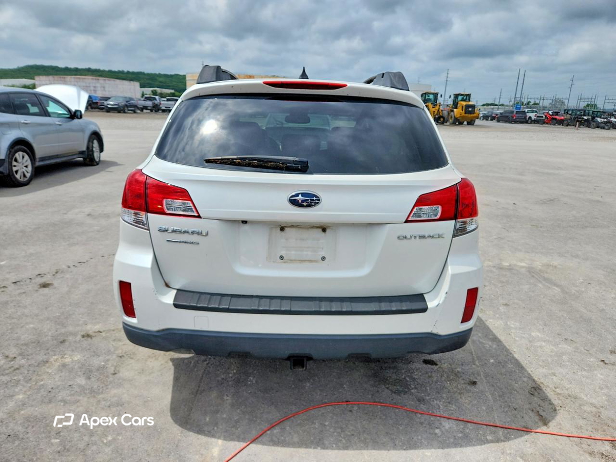 Subaru Outback 2013