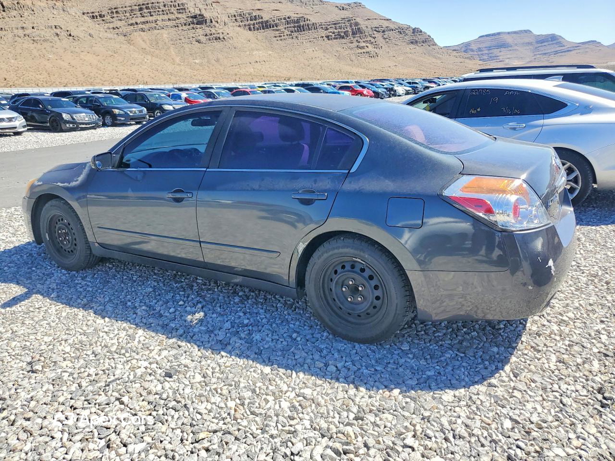 Nissan Altima 2011