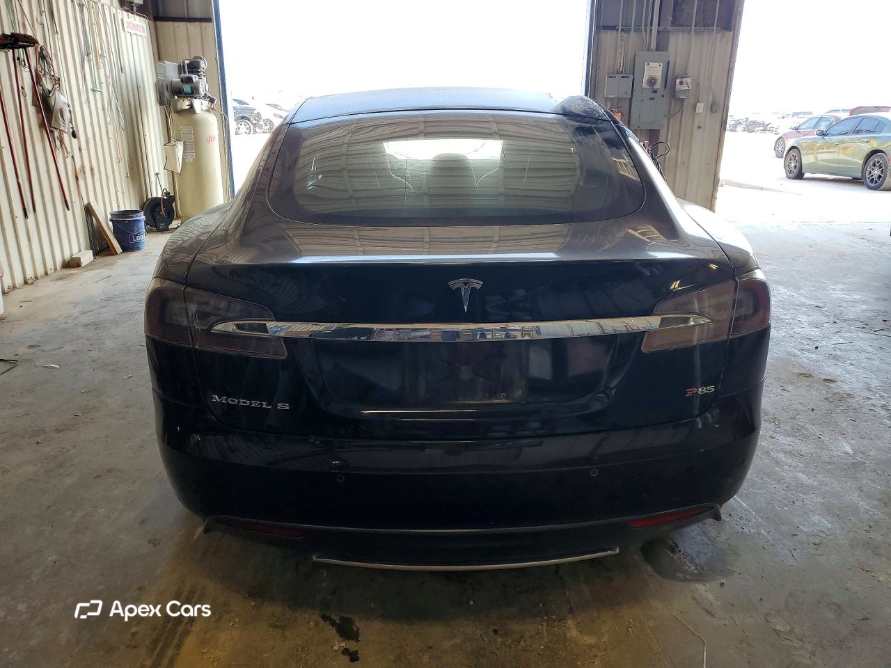 Tesla Model S 2016