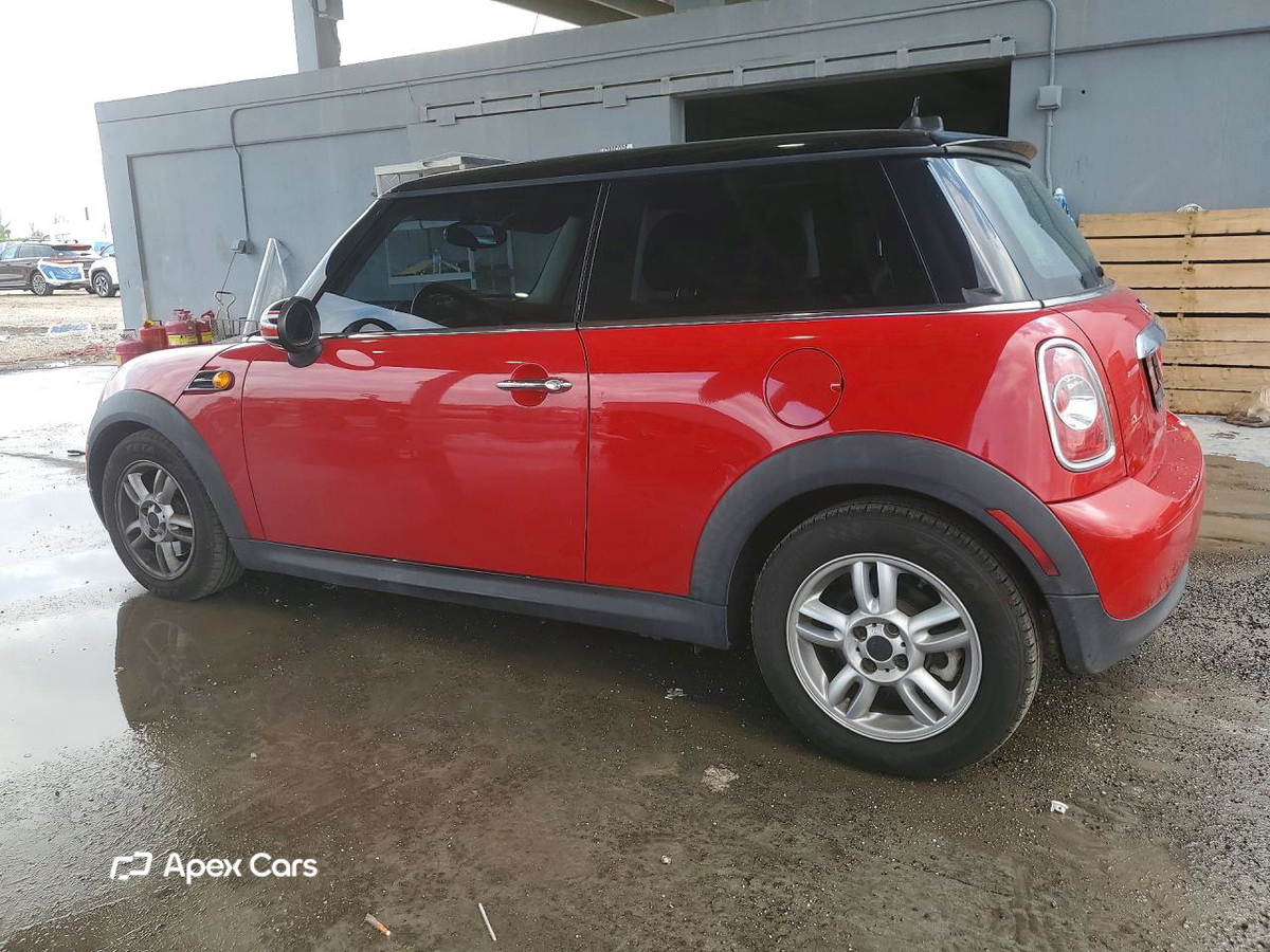 MINI Cooper 2013