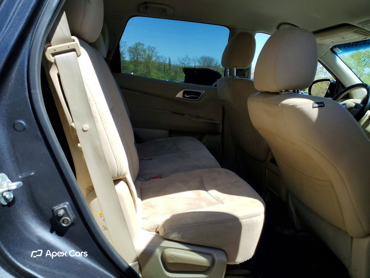 Nissan Pathfinder 2014