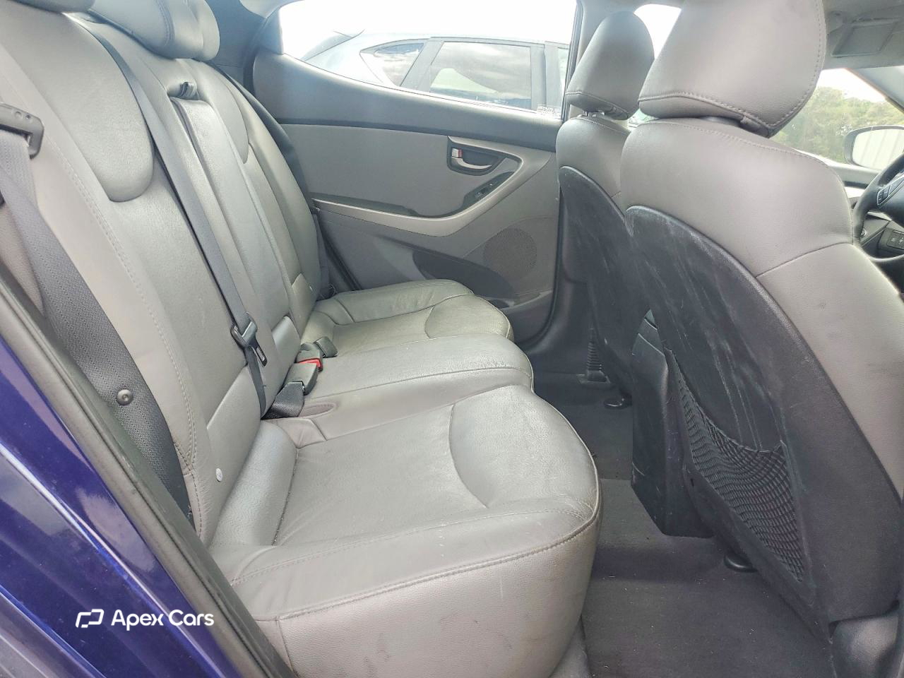 Hyundai Elantra 2012