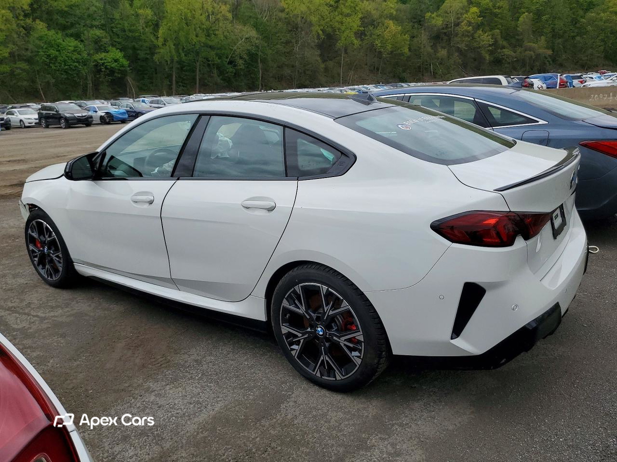 BMW M2 2025