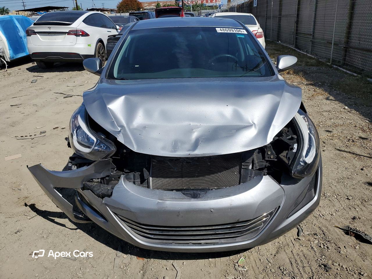 Hyundai Elantra 2016