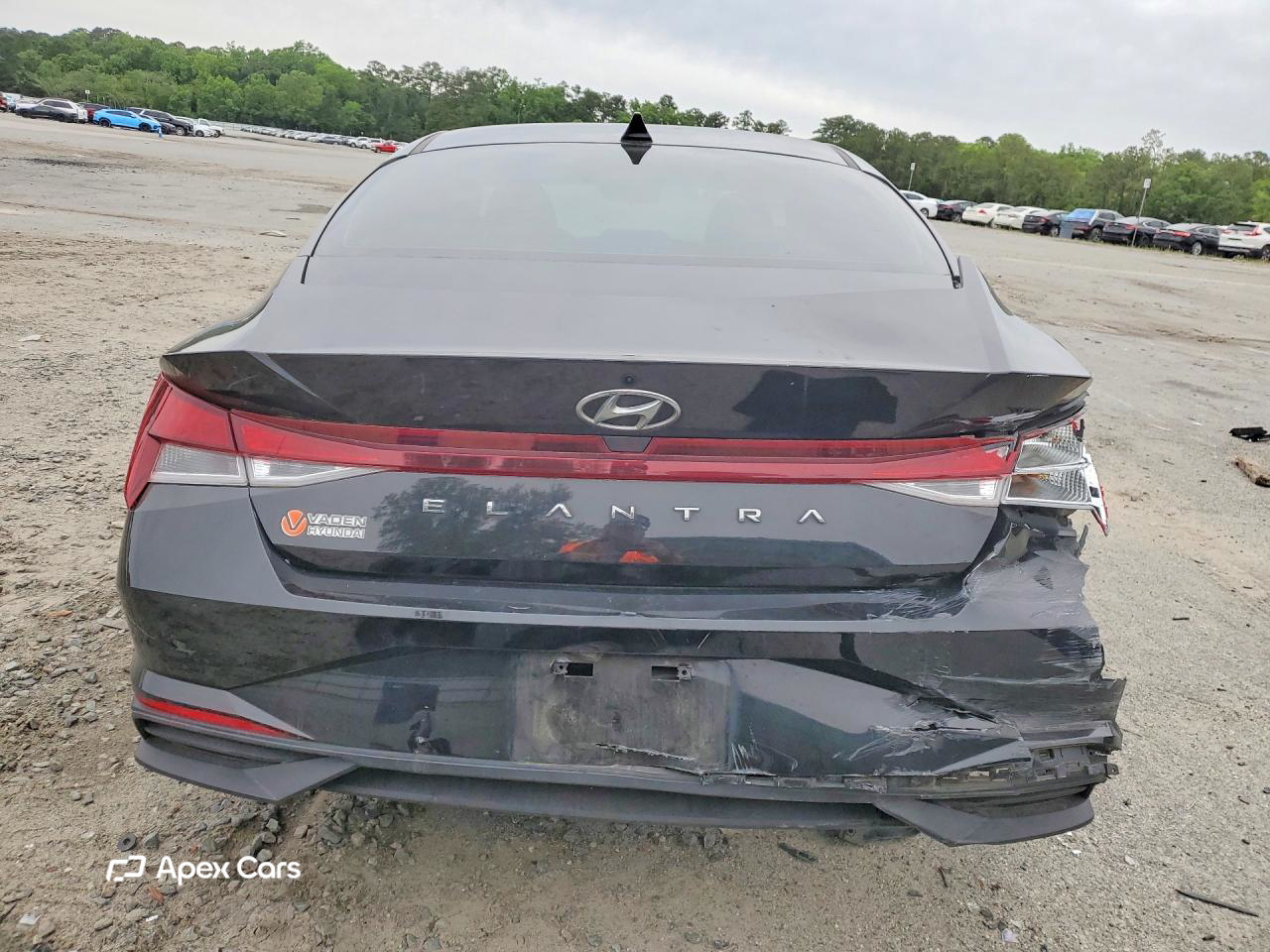Hyundai Elantra 2021