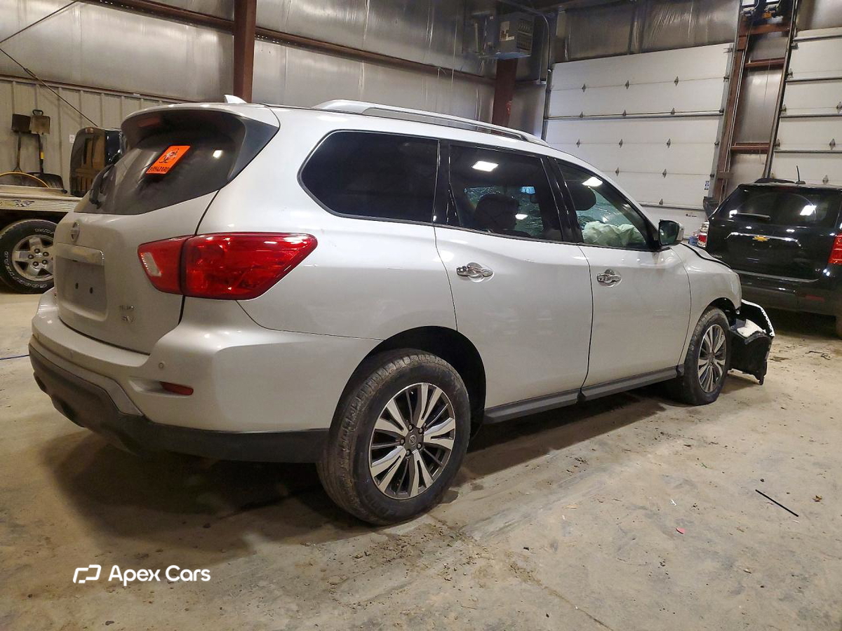 Nissan Pathfinder 2019