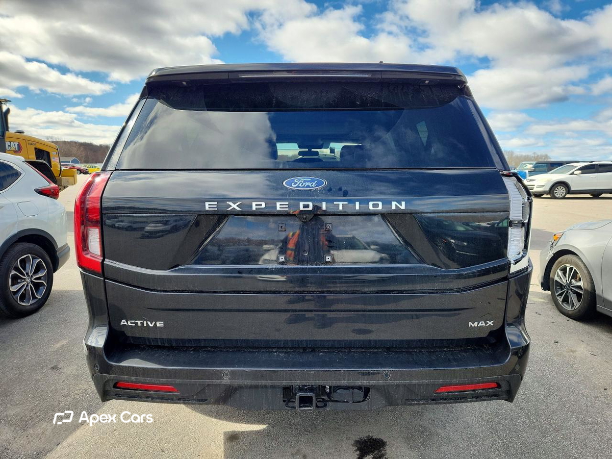 Ford Expedition 2025