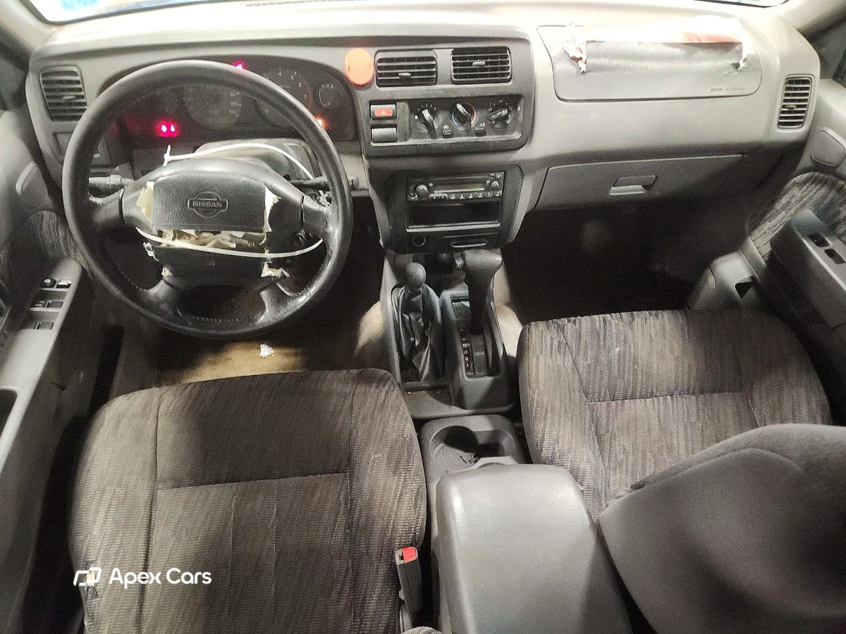 Nissan Navara (Frontier) 2000