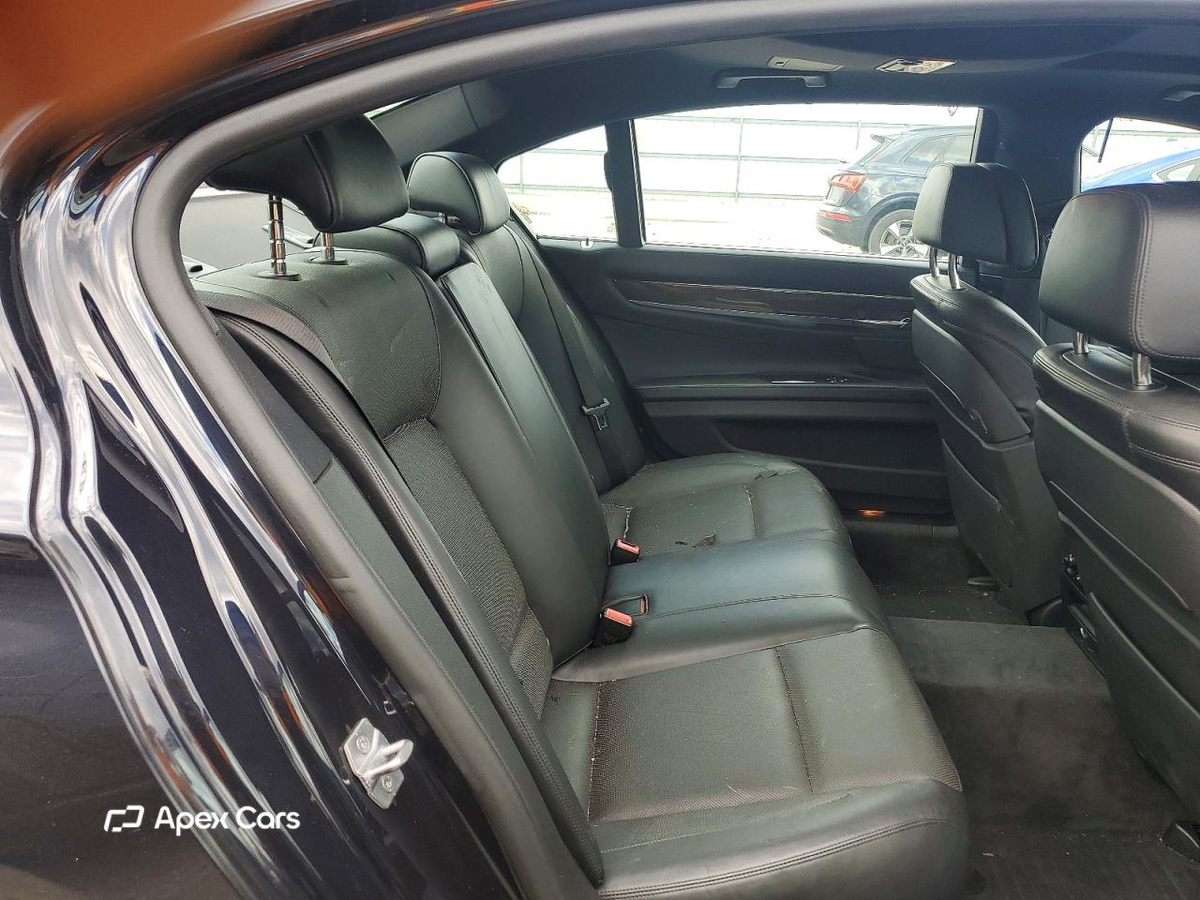 BMW Series 7 2014