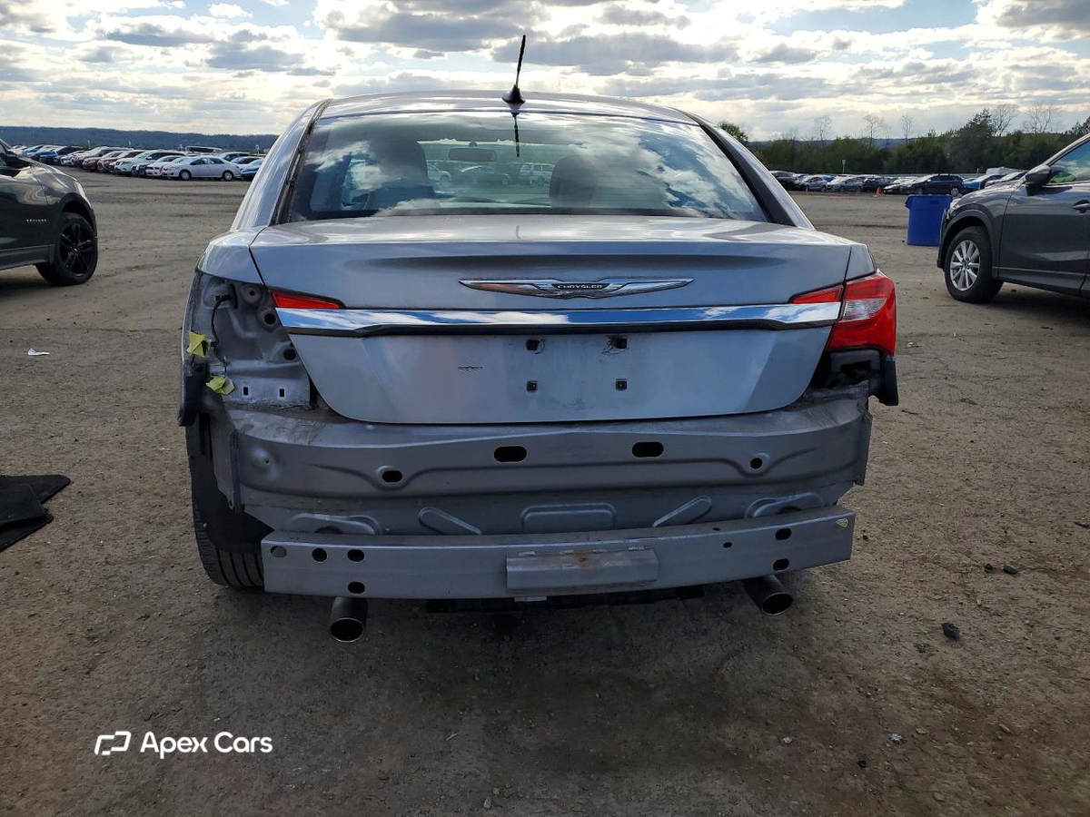 Chrysler 200 2013
