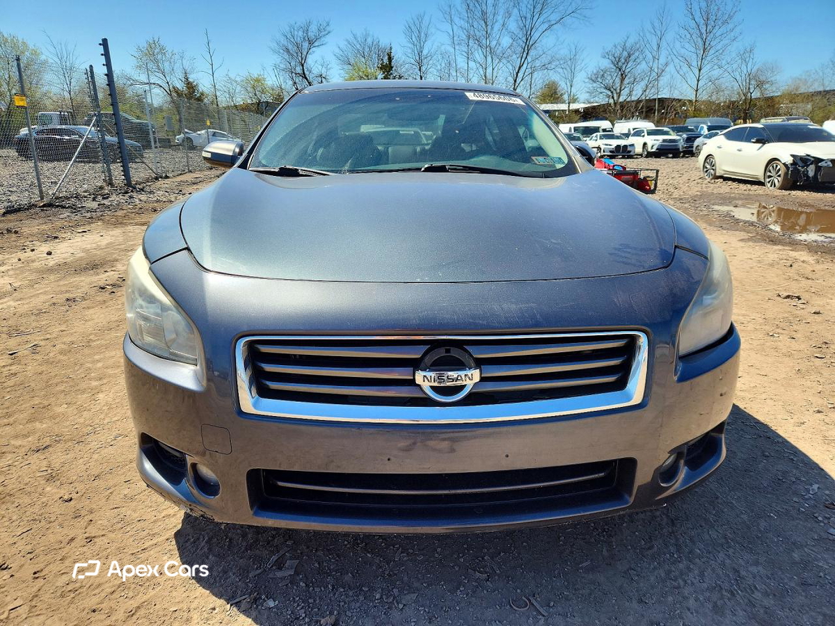 Nissan Maxima 2013