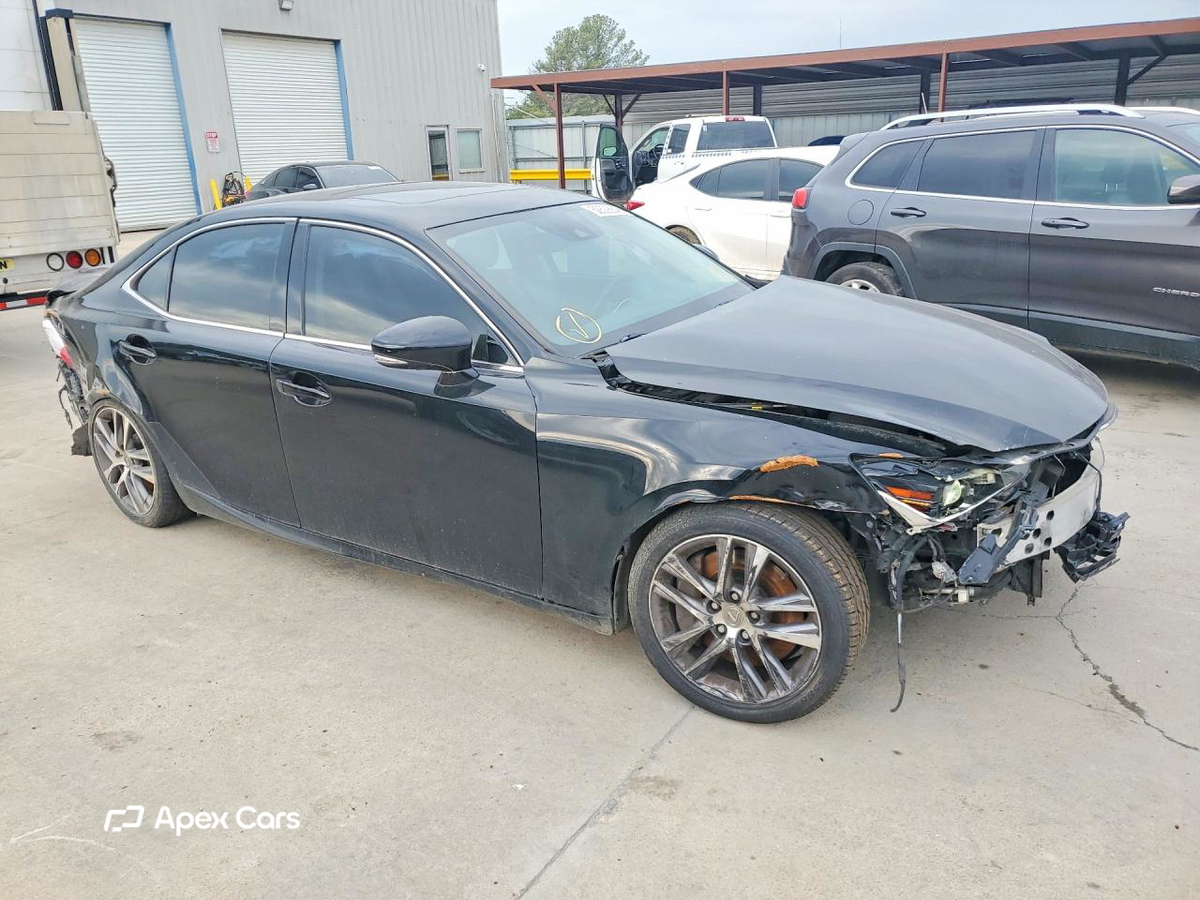 Lexus IS 2018