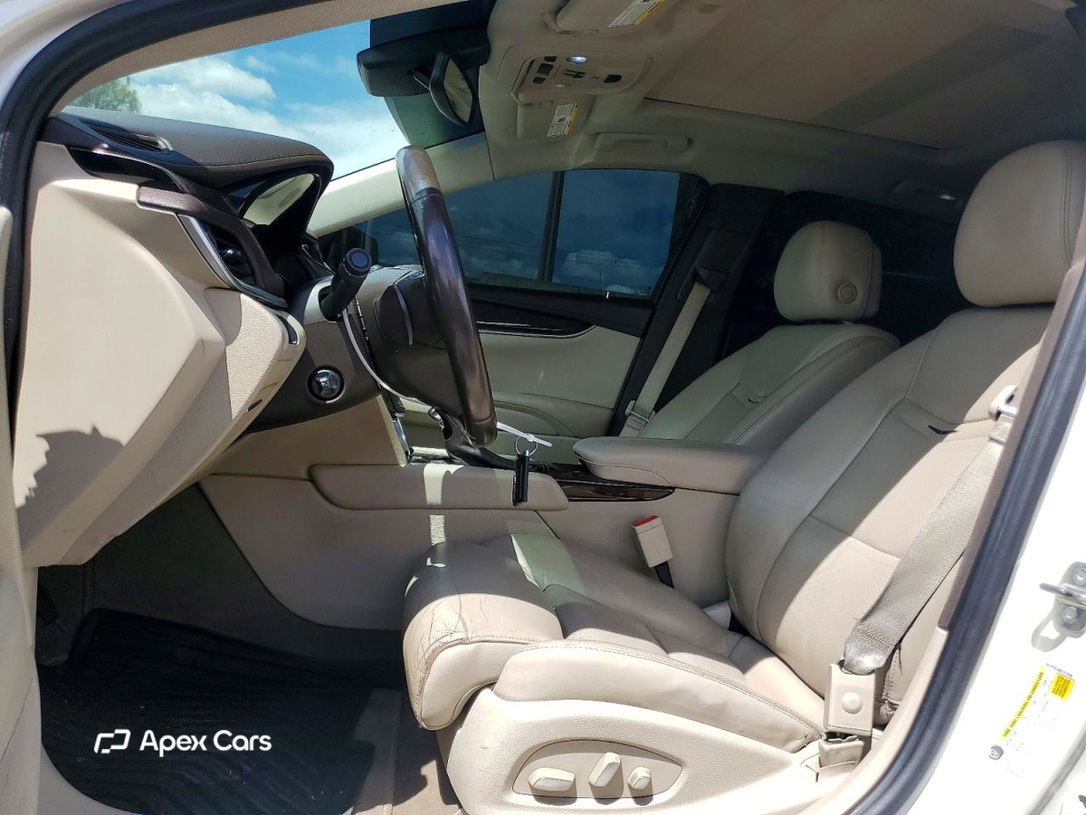 Cadillac XTS 2013