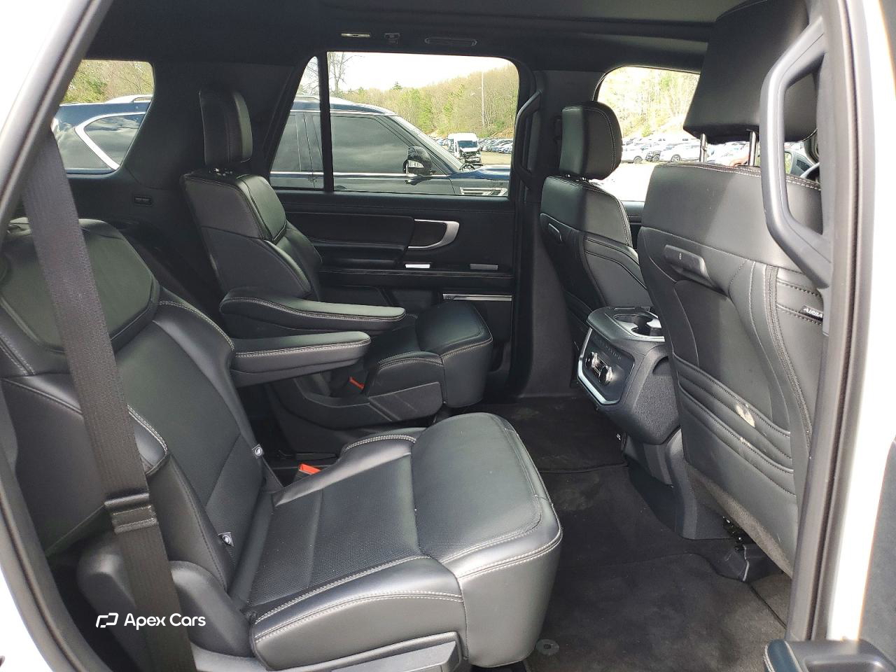 Ford Expedition 2025