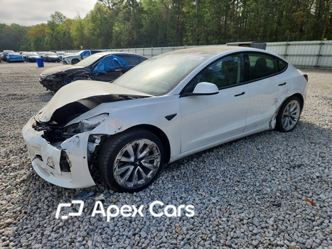 Tesla Model 3 2022 - Image 1 of 13