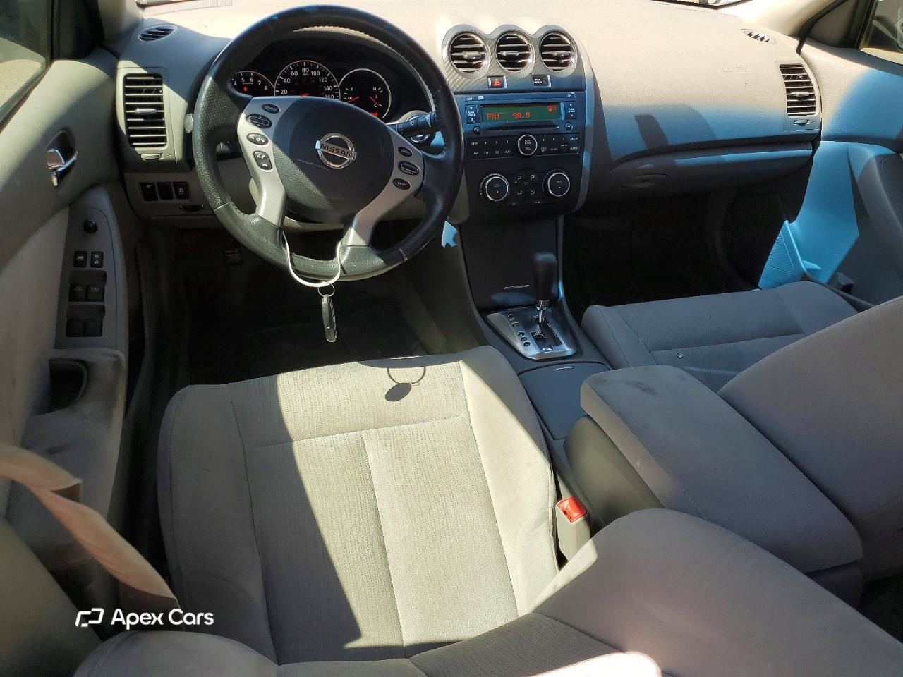 Nissan Altima 2012