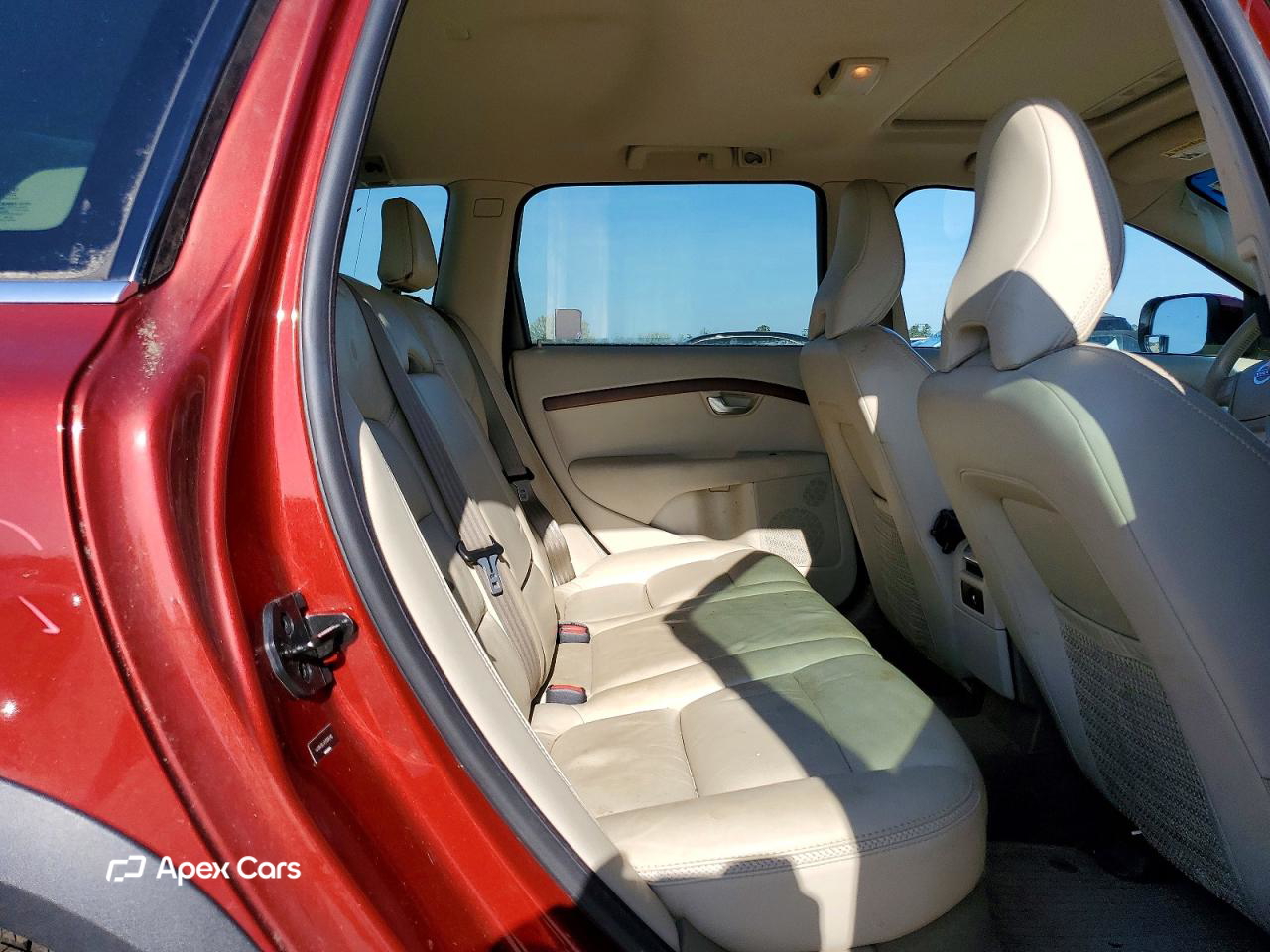 Volvo XC70 2011