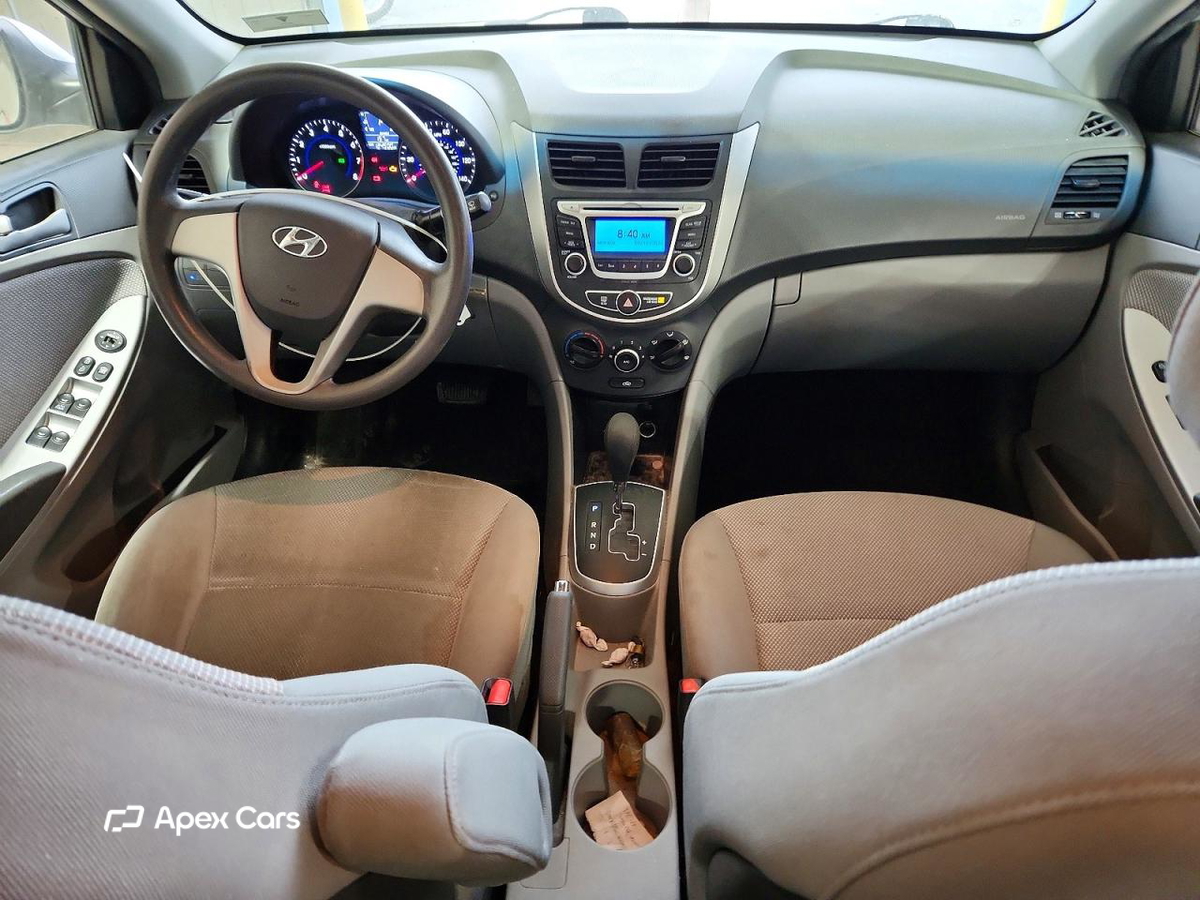 Hyundai Accent 2014