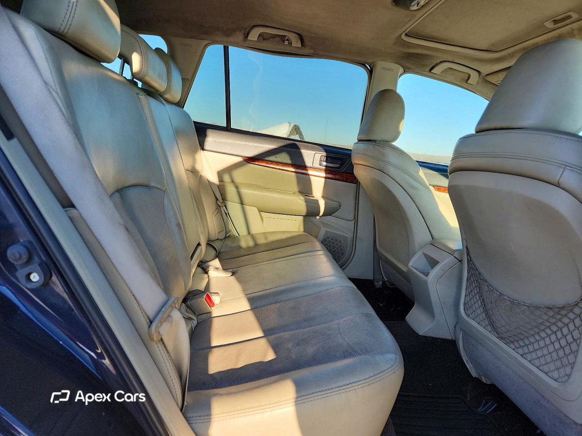 Subaru Outback 2012