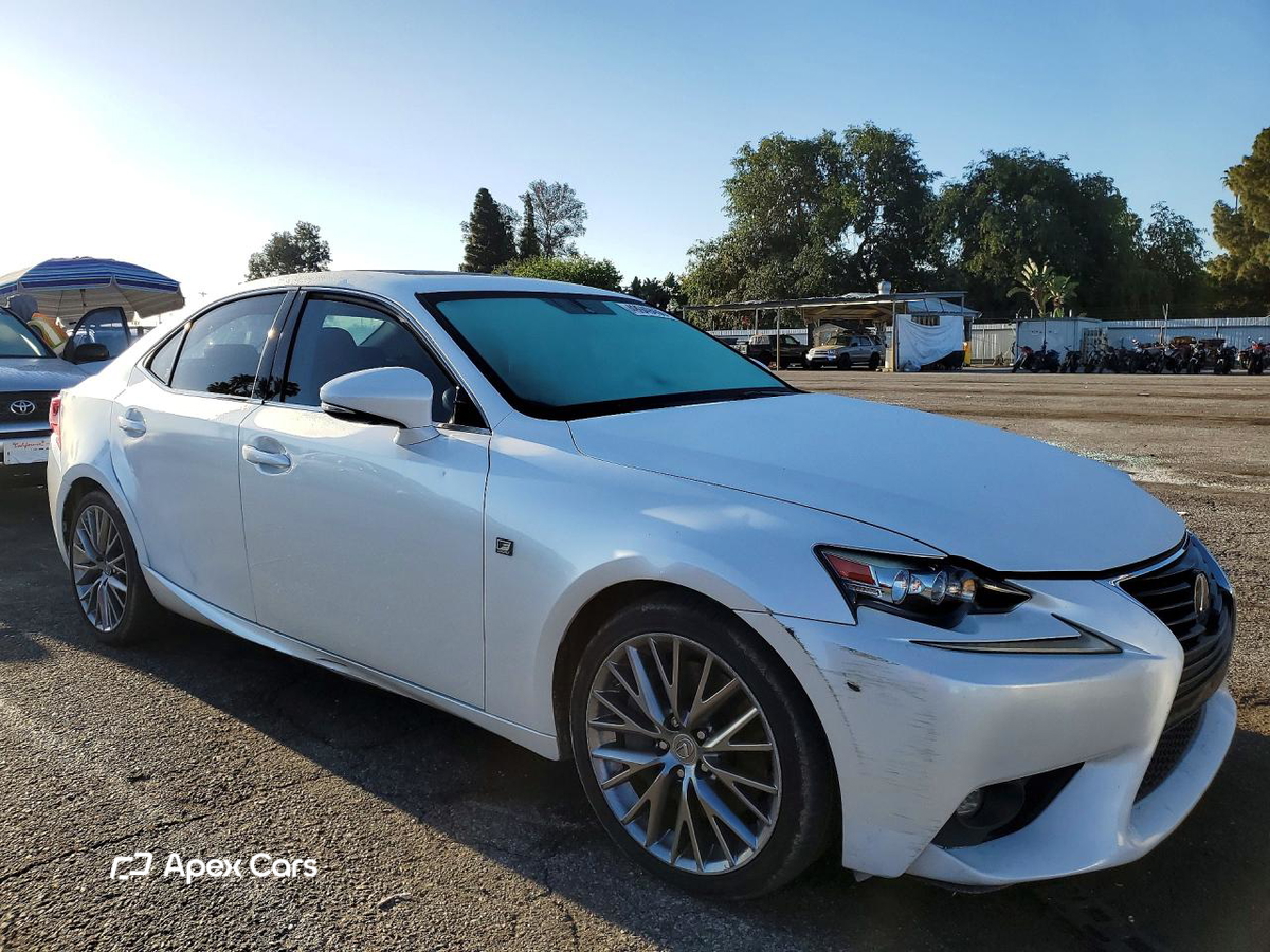 Lexus IS 2016