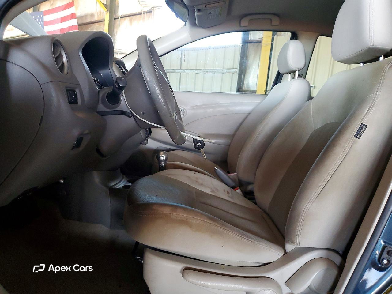 Nissan Versa 2015