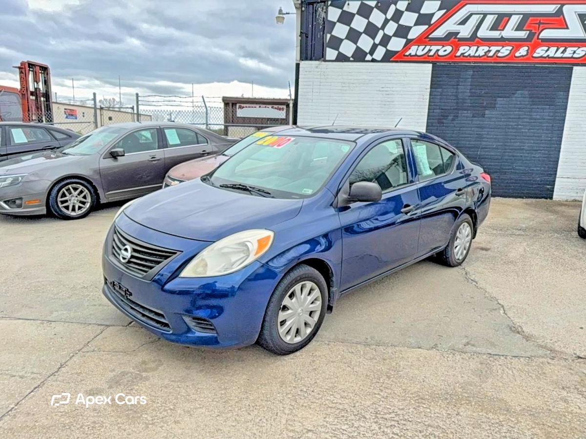 Nissan Versa 2012