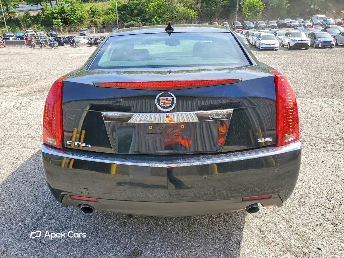 Cadillac CTS 2012