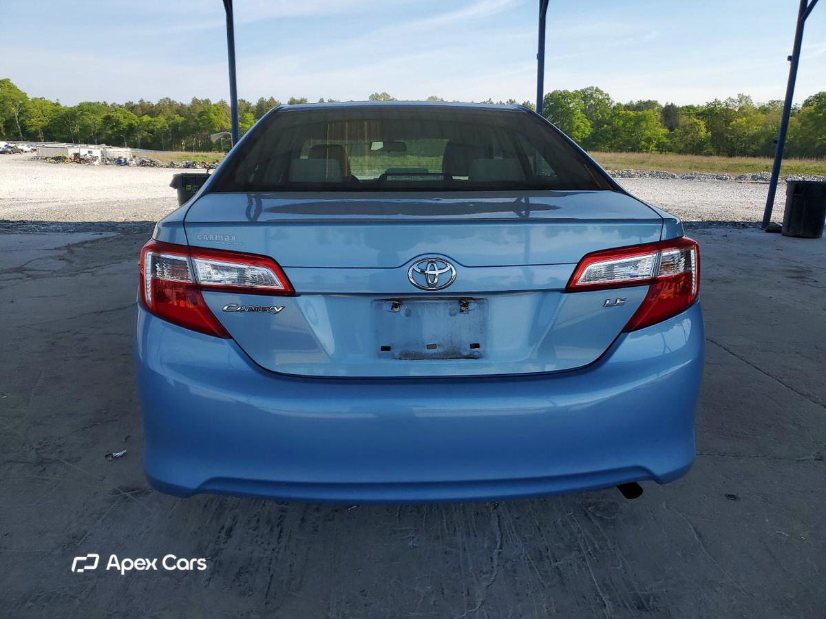 Toyota Camry 2012